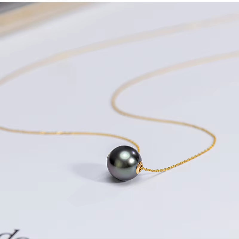 18K Gold Tahitian Black Pearl Pendant Necklace for Women with Yellow Gold Chain